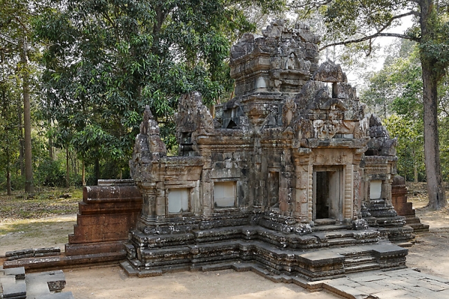 Ta Chau say Thevoda-011